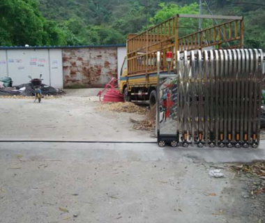 電動(dòng)伸縮門(mén)安裝